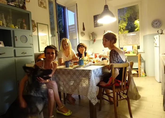 Casa Particular 25rooms Konukevi Roma