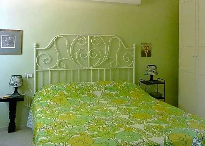 Casa Particular 25rooms 3* Roma